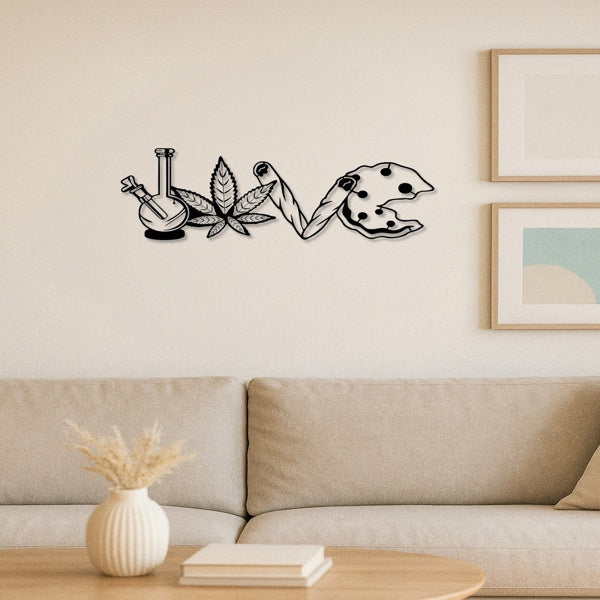 LOVE Metal Wall Sign – Decorative Plaque for Home & Living Room Decor