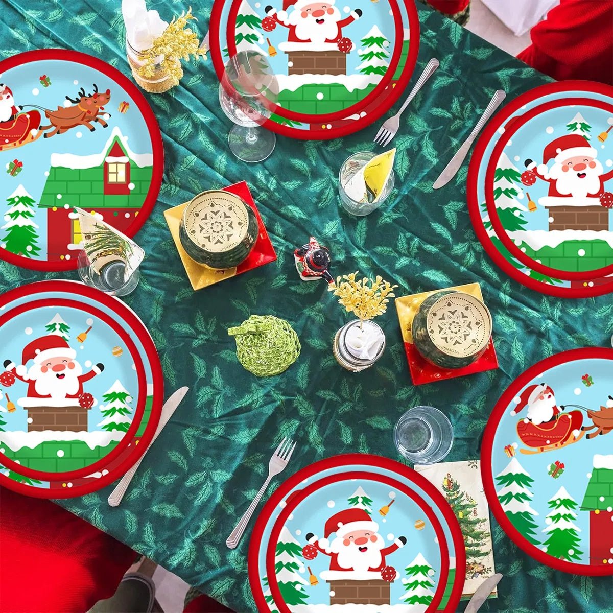 30Pcs Christmas Party Tableware Set – Disposable Paper Plates & Cups with Santa & Reindeer Design