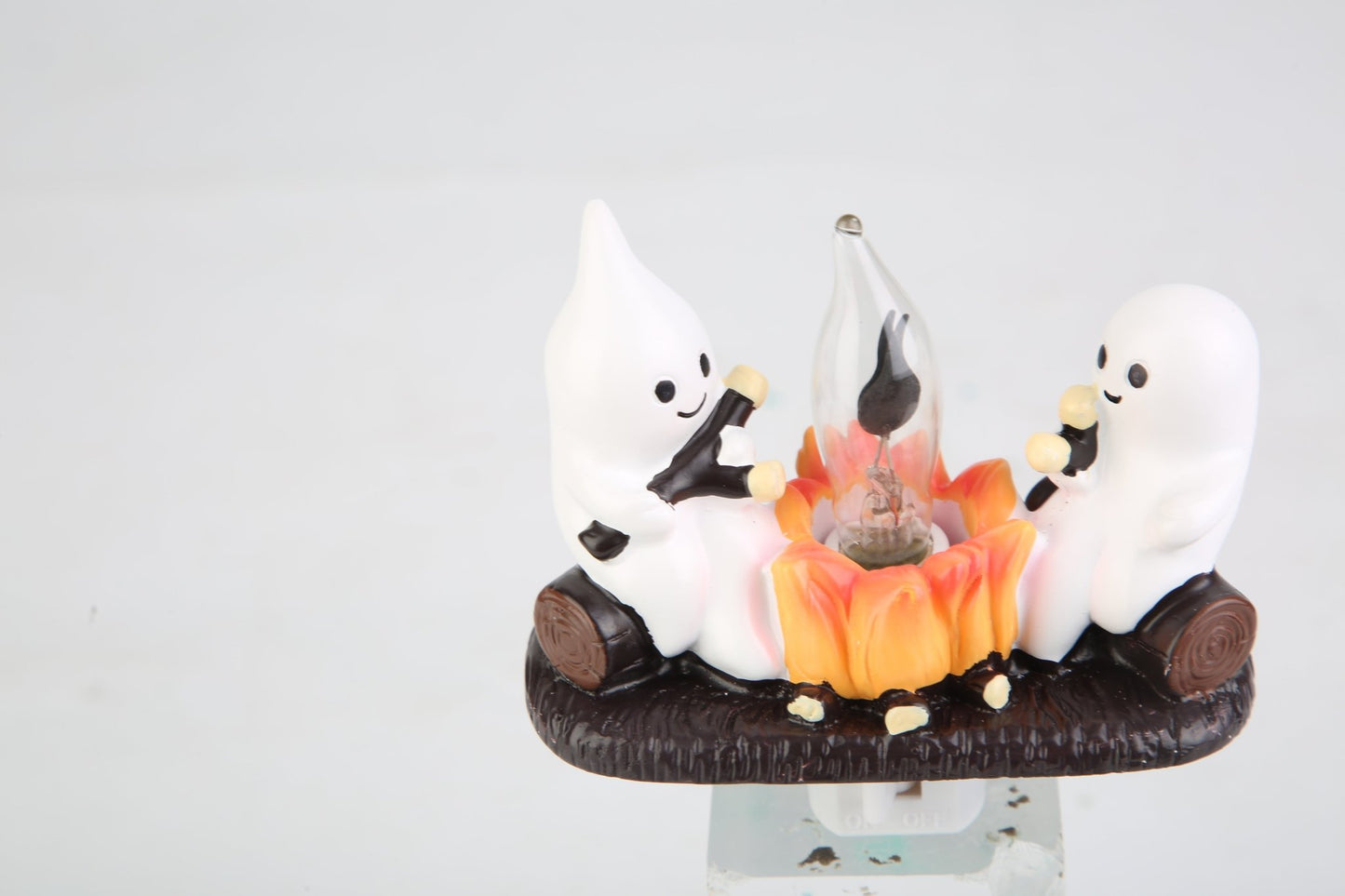 2Pcs Ghost Campfire Flickering Flame Night Light, Funny Halloween Bedroom Nightlight & Holiday Decoration Gift