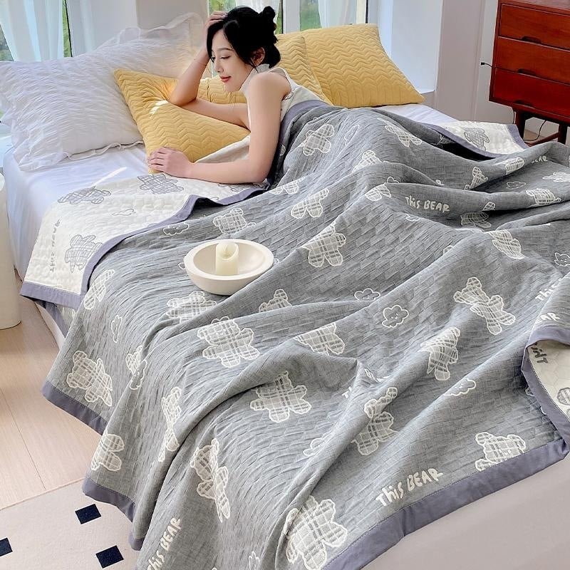 Three-Layer Cotton Blanket & Bedspread with Cat Pattern, All-Season