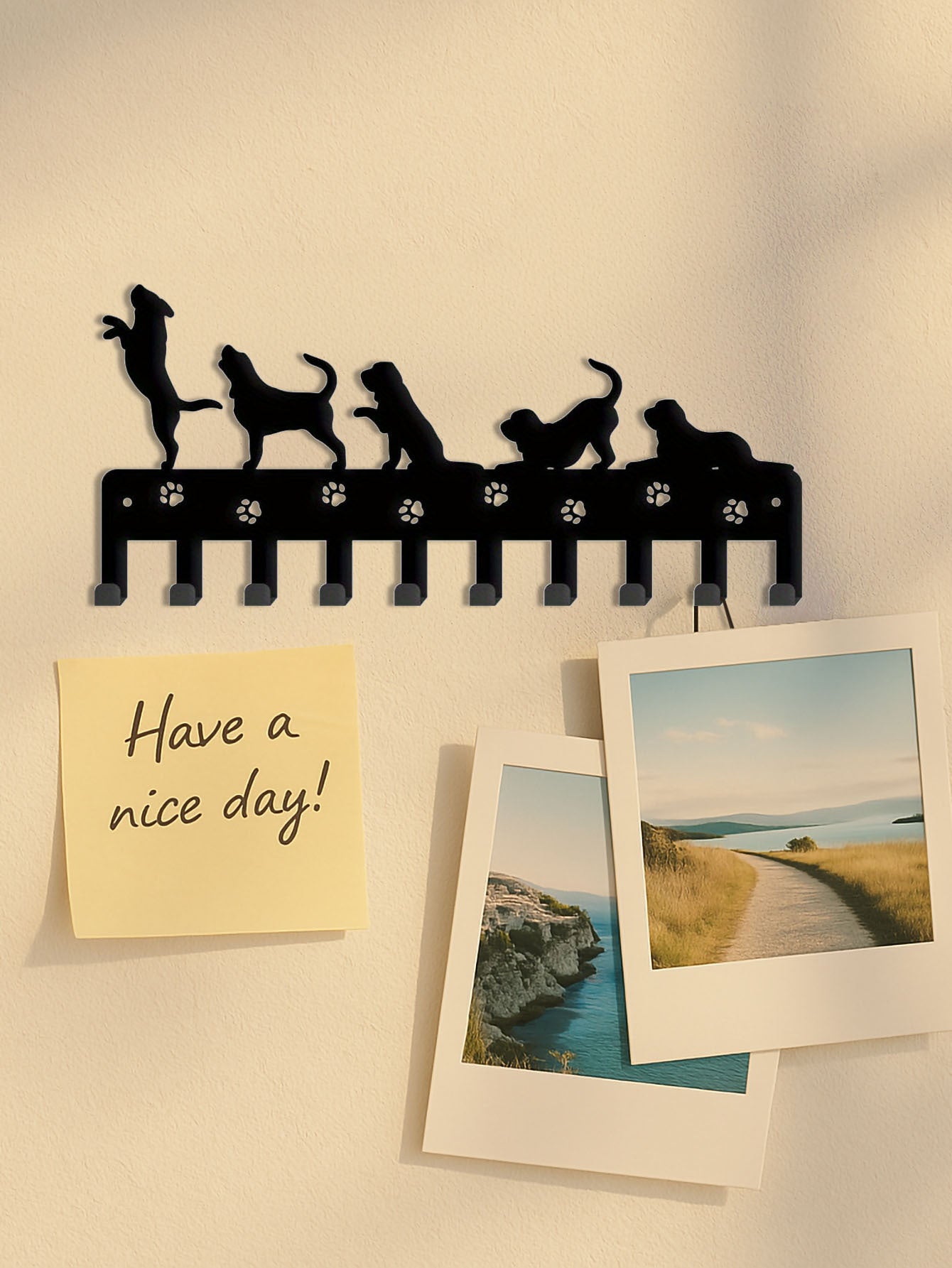 Animal-Inspired Upright Keychain - Detachable Upright Organizer For Every Space