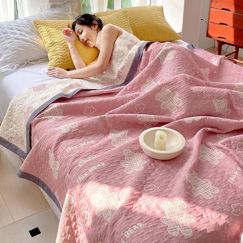Three-Layer Cotton Blanket & Bedspread with Cat Pattern, All-Season