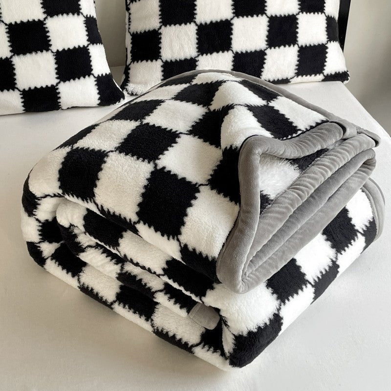 Cozy Shu Velvet Blanket with Chessboard Plaid, Soft Plush All-Season Throw
