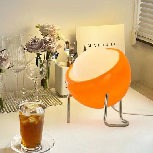 Medieval Cream Style Bauhaus USB Table Lamp, Glass Bedside Ambient Light for Bedroom & Study