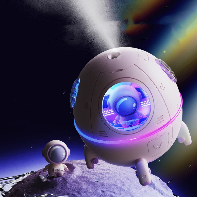 USB Astronaut Humidifier & Aroma Diffuser, 220ml Capacity for Home Decor
