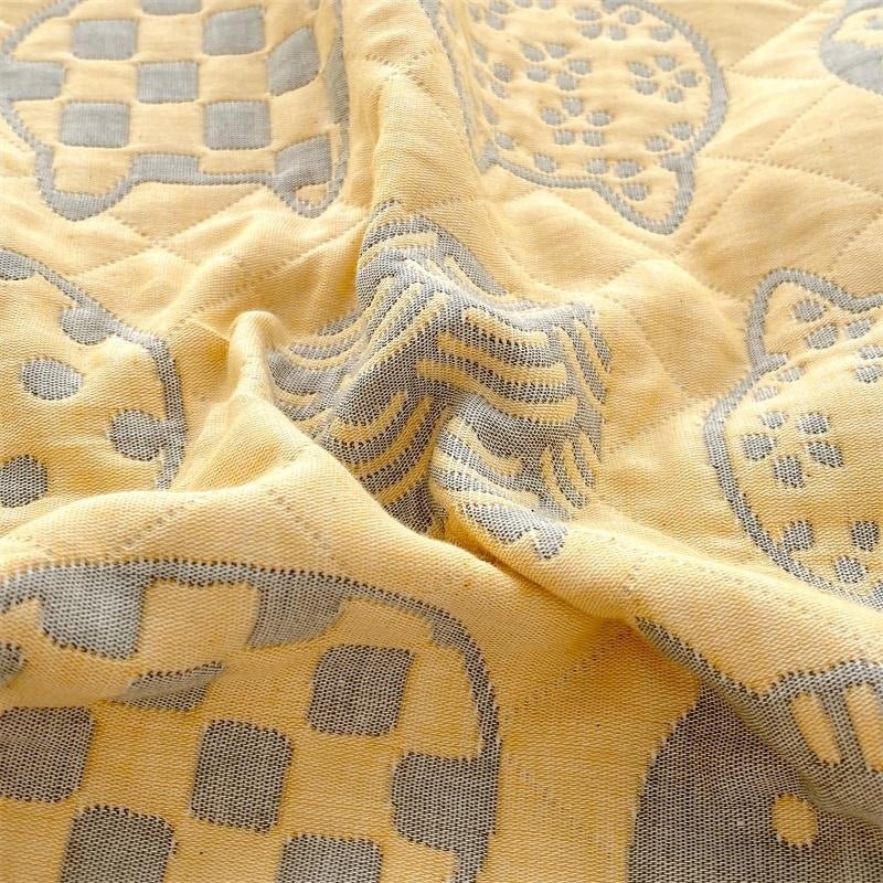 Three-Layer Cotton Blanket & Bedspread with Cat Pattern, All-Season