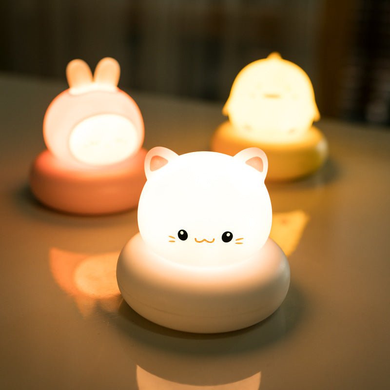 Cute Pet LED Tap Night Light, Battery Operated Bedside Decoration